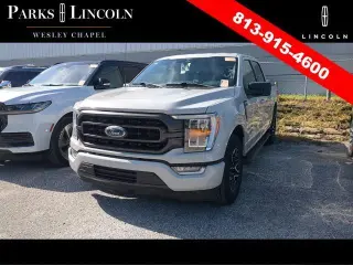Ford F-150 2023 4x2 XLT 4 puertas SuperCrew 5.5 pies. SB