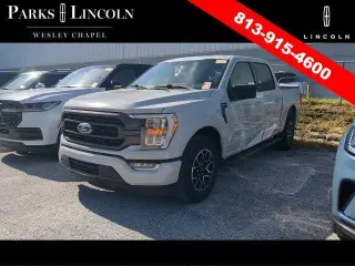 Ford F-150 2023 4x2 XLT 4 puertas SuperCrew 5.5 pies. SB
