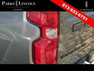 Chevrolet Silverado 1500 2021 4x4 Custom Trail Boss 4 puertas Cabina Crew 5.8 pies. SB
