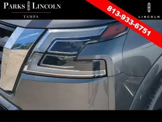 Nissan Armada 2021 4x2 Platinum SUV de 4 puertas