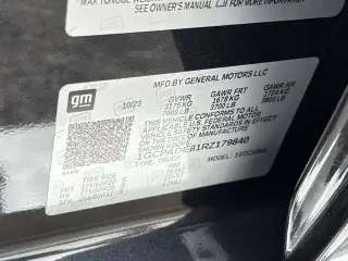 Chevrolet Silverado 1500 2024 4x2 RST 4 puertas Cabina Crew 5.8 pies. Caja corta
