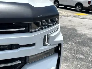 Chevrolet Silverado 1500 2021 4x4 LTZ 4 puertas Cabina Crew 5.8 pies. SB