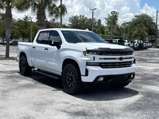 Chevrolet Silverado 1500 2021 4x4 LTZ 4 puertas Cabina Crew 5.8 pies. SB