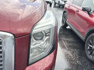 GMC Yukon 2019 4x2 Denali 4 puertas SUV