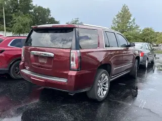 GMC Yukon 2019 4x2 Denali 4 puertas SUV