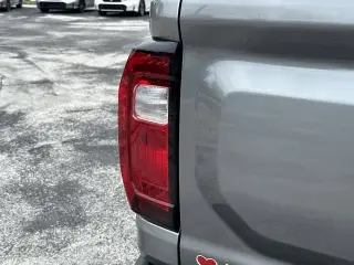 GMC Canyon 2023 4x4 Elevation 4 puertas Cabina Crew 5 pies. SB