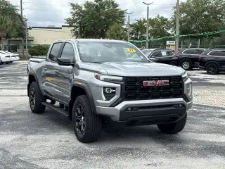 GMC Canyon 2023 4x4 Elevation 4 puertas Cabina Crew 5 pies. SB