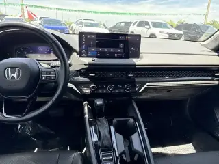 Honda Accord Híbrido 2023 EX-L 4 puertas Sedan
