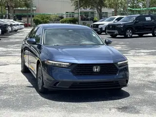 Honda Accord Híbrido 2023 EX-L 4 puertas Sedan