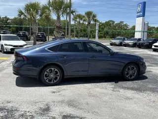 Honda Accord Híbrido 2023 EX-L 4 puertas Sedan