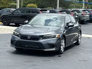 Honda Civic 2023 LX 4 puertas Sedan
