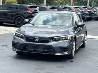 Honda Civic 2023 LX 4 puertas Sedan