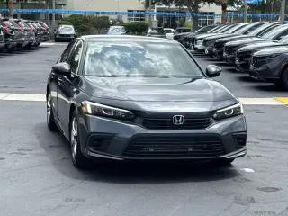 Honda Civic 2023 LX 4 puertas Sedan