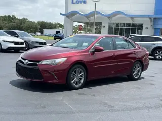 Toyota Camry 2017 SE 4dr Sedan
