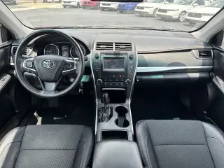 Toyota Camry 2017 SE 4dr Sedan