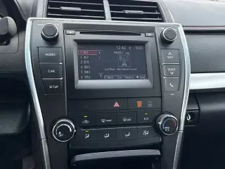 Toyota Camry 2017 SE 4dr Sedan