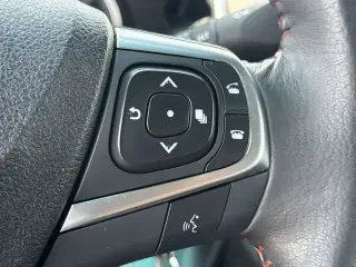 Toyota Camry 2017 SE 4dr Sedan