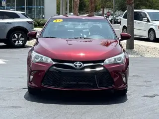 Toyota Camry 2017 SE 4dr Sedan