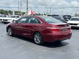 Toyota Camry 2017 SE 4dr Sedan
