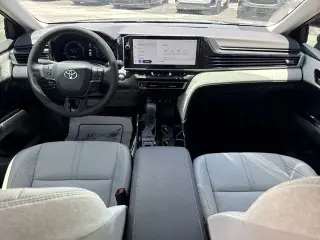 Toyota Camry 2025 SE 4dr Sedan