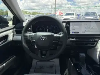 Toyota Camry 2025 SE 4dr Sedan