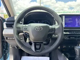 Toyota Camry 2025 SE 4dr Sedan