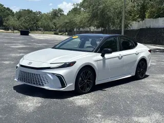 Toyota Camry 2025 SE 4p Sedan