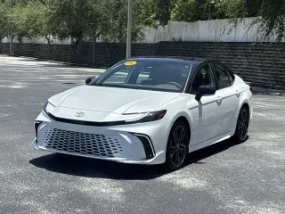 Toyota Camry 2025 SE 4p Sedan