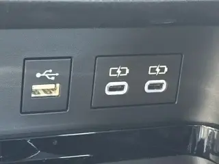 Toyota Camry 2025 SE 4p Sedan