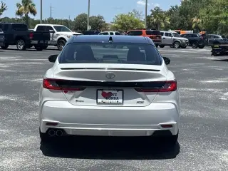 Toyota Camry 2025 SE 4p Sedan