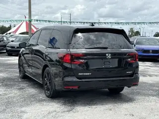 Honda Odyssey 2024 Sport 4 puertas Mini-Van