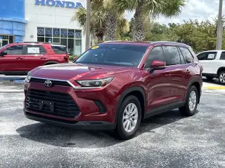Toyota Grand Highlander 2024 XLE 4p SUV