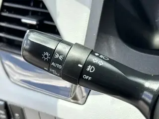 Toyota Sienna 2020 XLE 7-Pasajeros Auto Access Asiento 4p Minivan