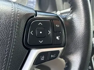 Toyota Sienna 2020 XLE 7-Pasajeros Auto Access Asiento 4p Minivan