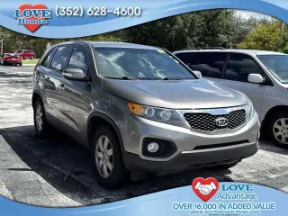 Kia Sorento 2013 LX 4p SUV