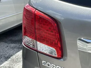 Kia Sorento 2013 LX 4p SUV