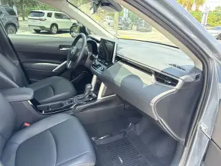 Toyota Corolla Cross 2024 AWD XLE 4dr Crossover