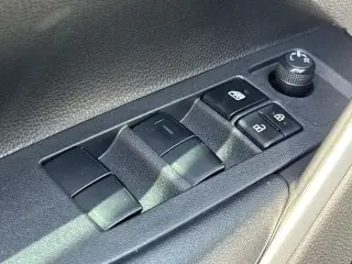 Toyota Corolla Cross 2024 AWD XLE 4dr Crossover