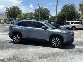 Toyota Corolla Cross 2024 AWD XLE 4dr Crossover