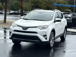 Toyota RAV4 2018 Limited 4p SUV