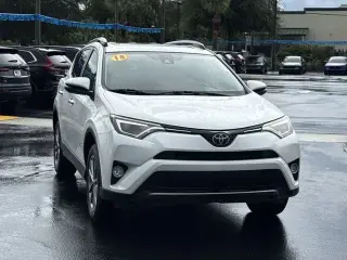 Toyota RAV4 2018 Limited 4p SUV