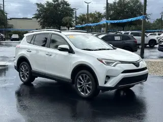Toyota RAV4 2018 Limited 4p SUV