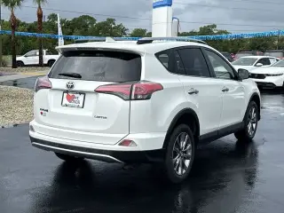 Toyota RAV4 2018 Limited 4p SUV