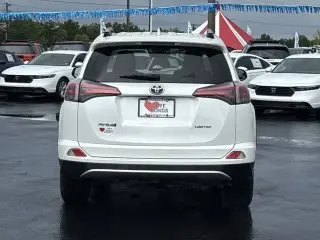 Toyota RAV4 2018 Limited 4p SUV