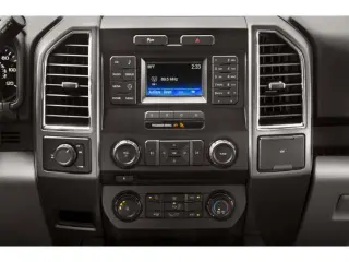 Ford F-150 2015 4x2 XLT 4 puertas SuperCrew 5.5 pies SB