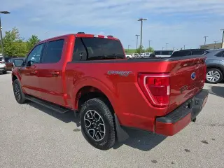Ford F-150 2023 4x4 XLT 4 puertas SuperCrew 5.5 pies. SB