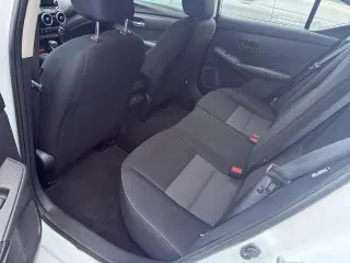Nissan Sentra 2024 SV 4 puertas Sedan