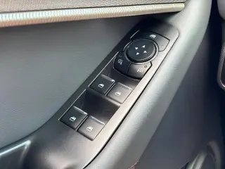 Ford Explorer 2026 AWD Active 4 puertas SUV
