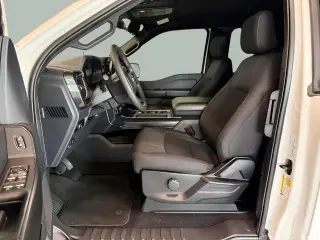 Ford F-150 2024 4x4 STX 4 puertas SuperCab 1.98 m (6.5 pies) caja corta