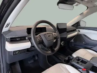 Ford Mustang Mach-E 2025 AWD Premium 4 puertas SUV